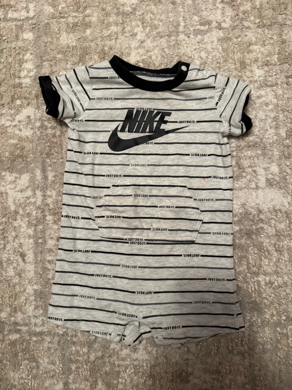 Nike small callout